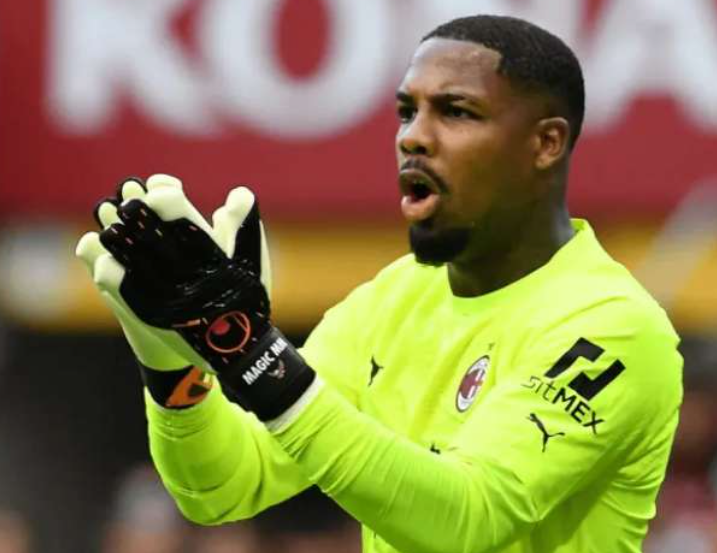 维维亚诺谈门将格局：迈尼昂居前列，众将各具风采