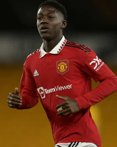 梅努：从冷板凳到核心，卡里克助力其强势崛起